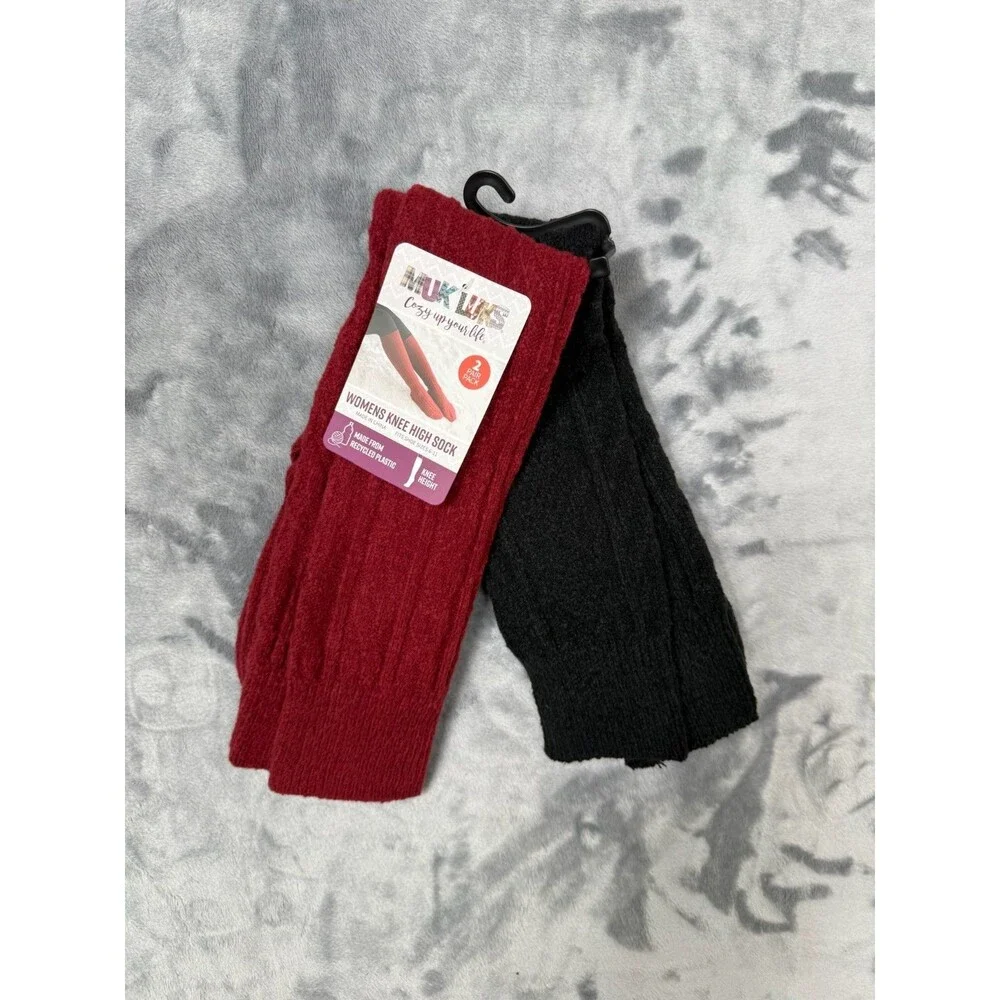 Muk Luks Women’s 2 Pair Pack Knee High Socks Size 6-11 Red & Black